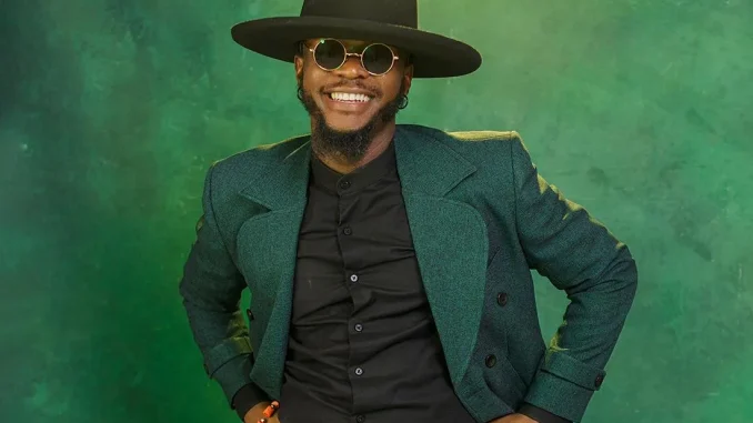 Frank iTom Biography