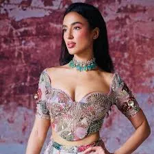 Mahika Sharma Biography