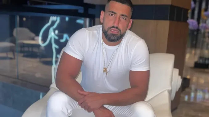 Sina Ghami Biography