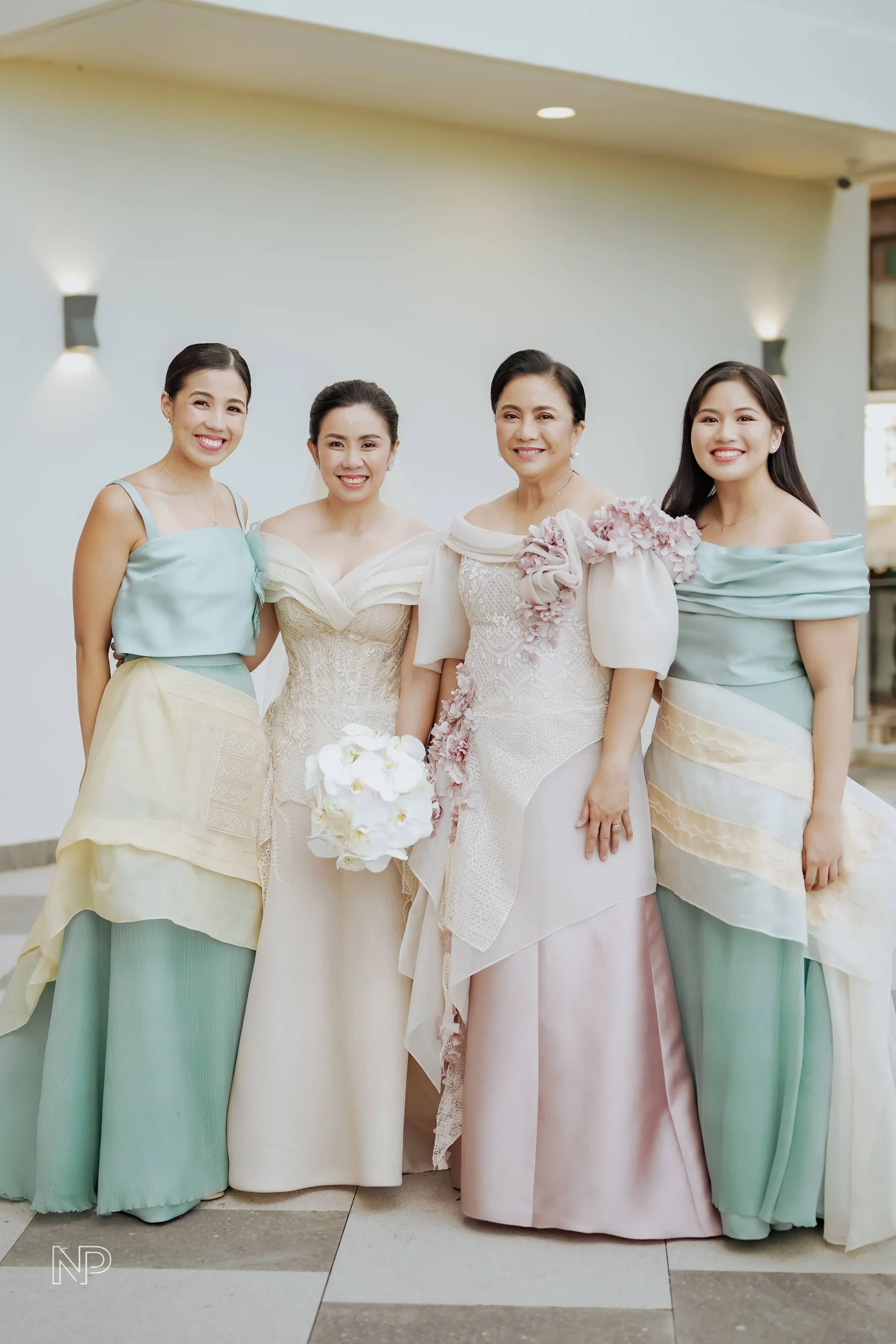 Aika’s wedding gown